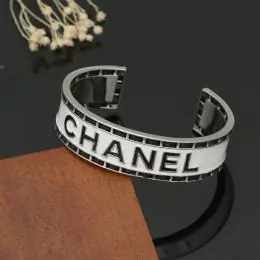 chanel bracelets s_122a4a2